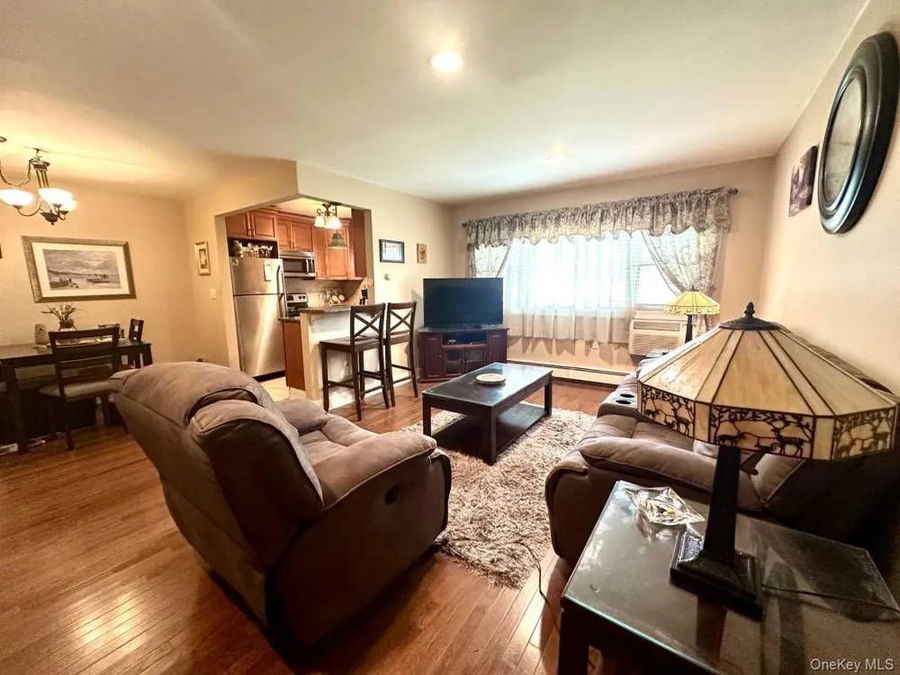 4 Rose Street #E1 Building 4 Oceanside, NY 11572