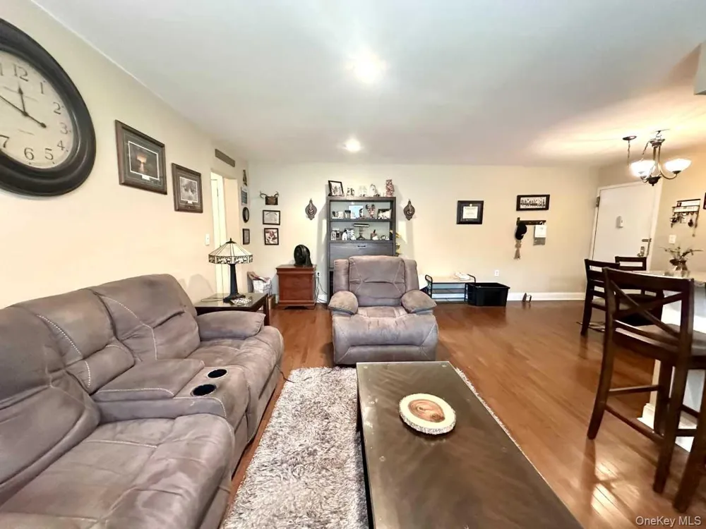 4 Rose Street #E1 Building 4 Oceanside, NY 11572