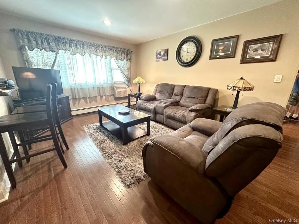4 Rose Street #E1 Building 4 Oceanside, NY 11572