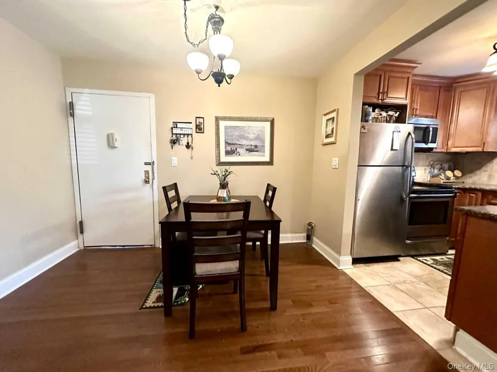 4 Rose Street #E1 Building 4 Oceanside, NY 11572