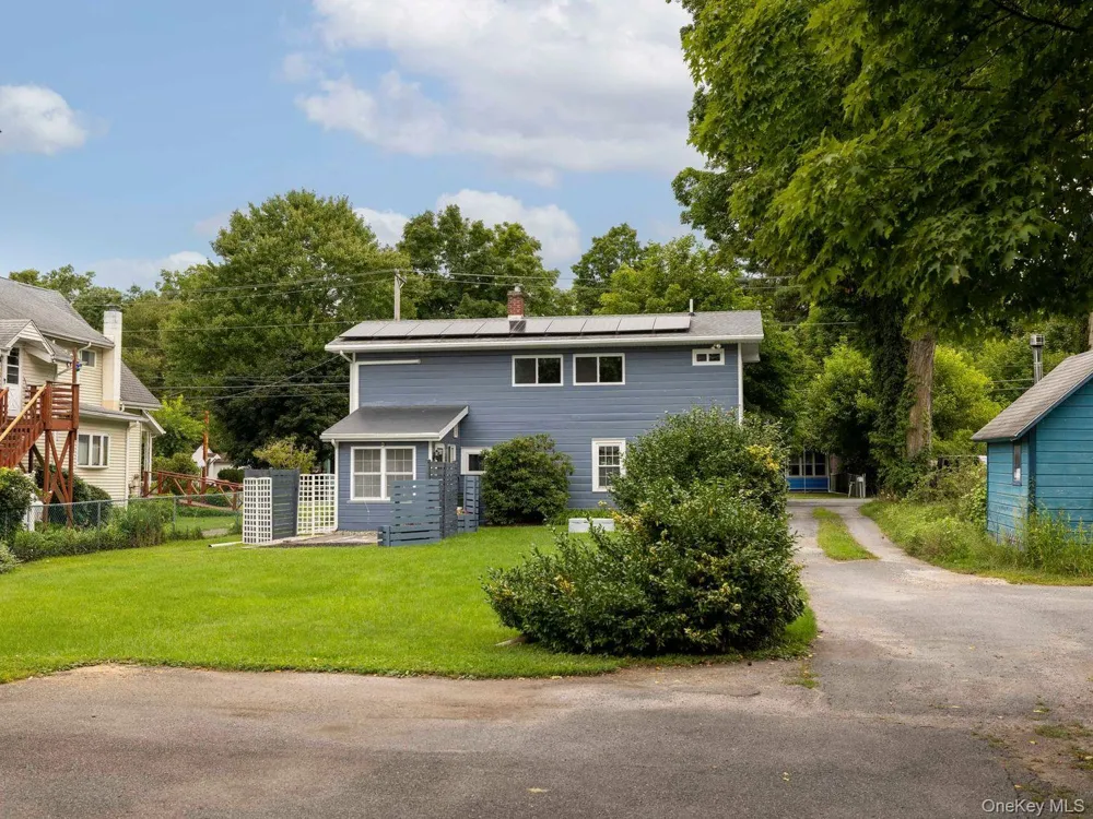 34 Tillson Road Rosendale, NY 12486