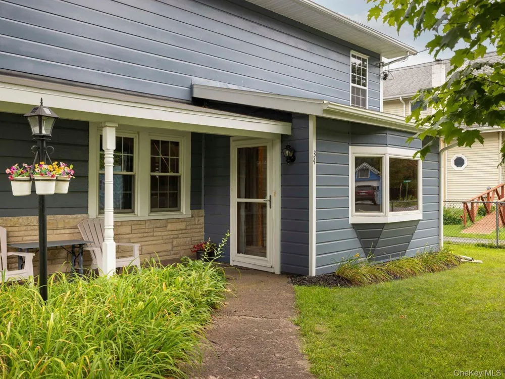 34 Tillson Road Rosendale, NY 12486