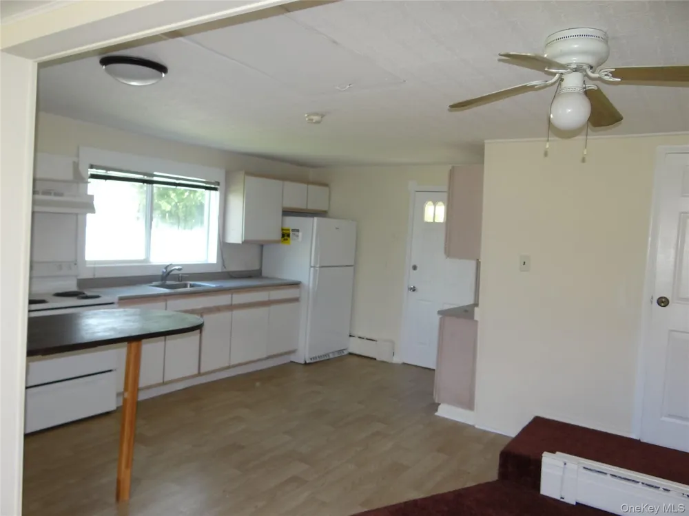 272 12th Avenue West Babylon, NY 11704