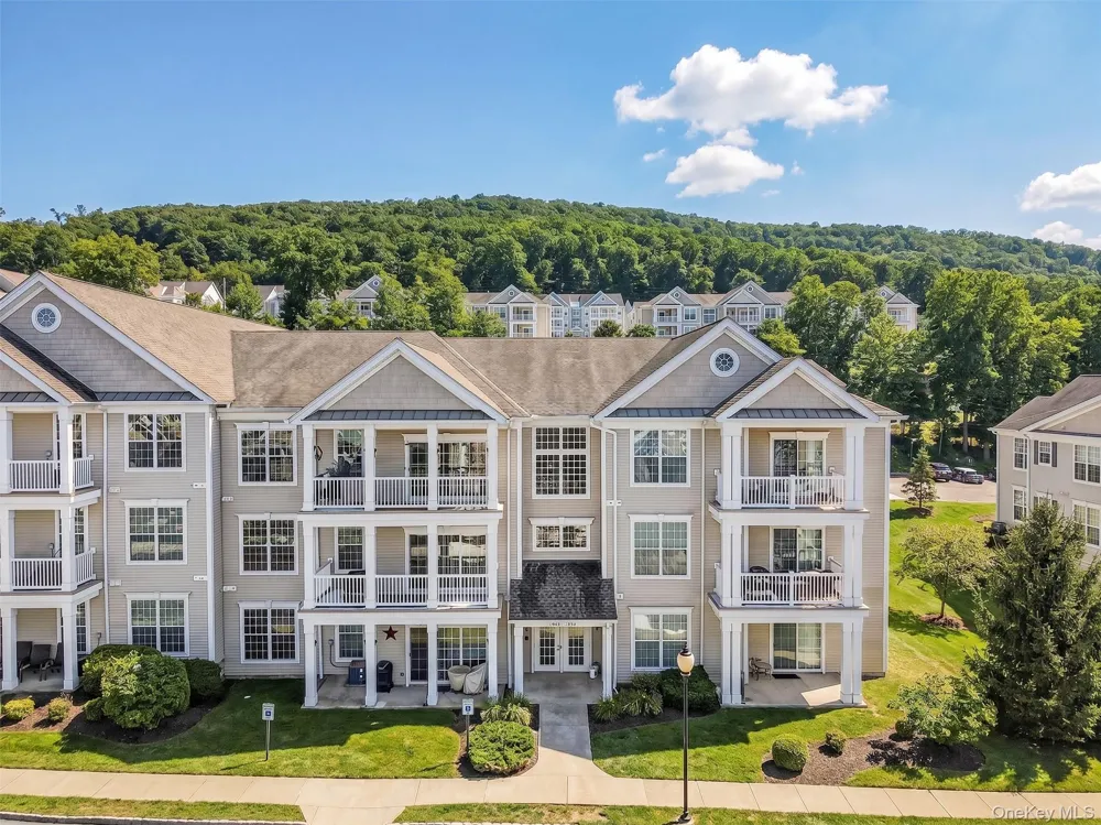 1317 Saratoga Lane Fishkill, NY 12524