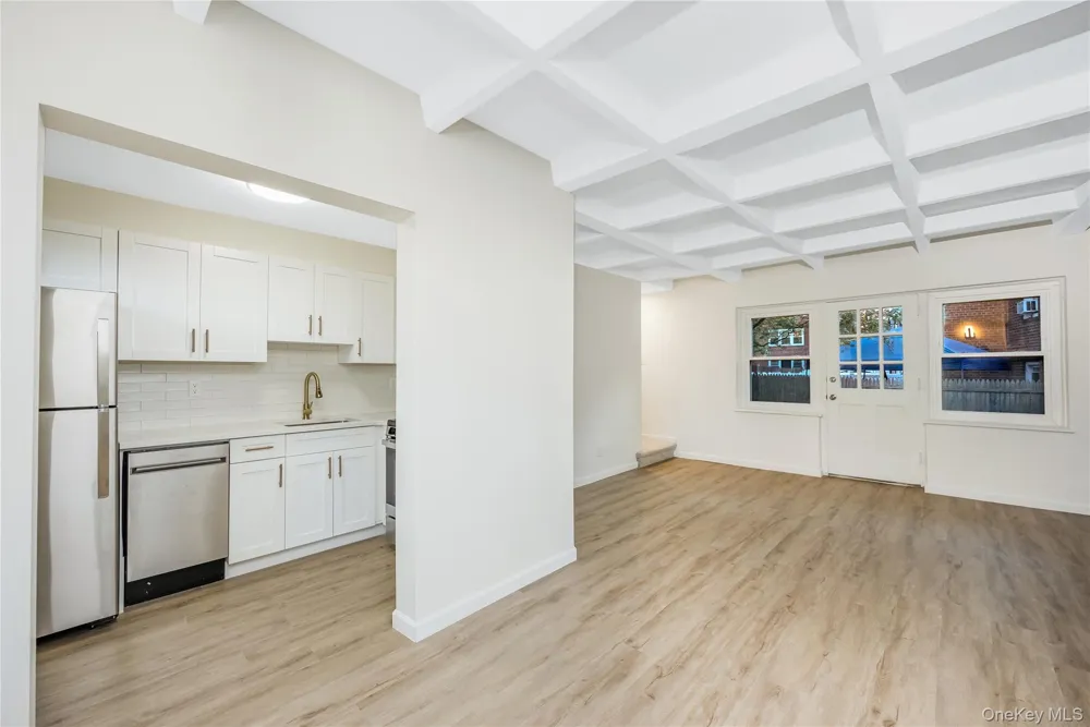 80-14 150th #25D Jamaica, NY 11435