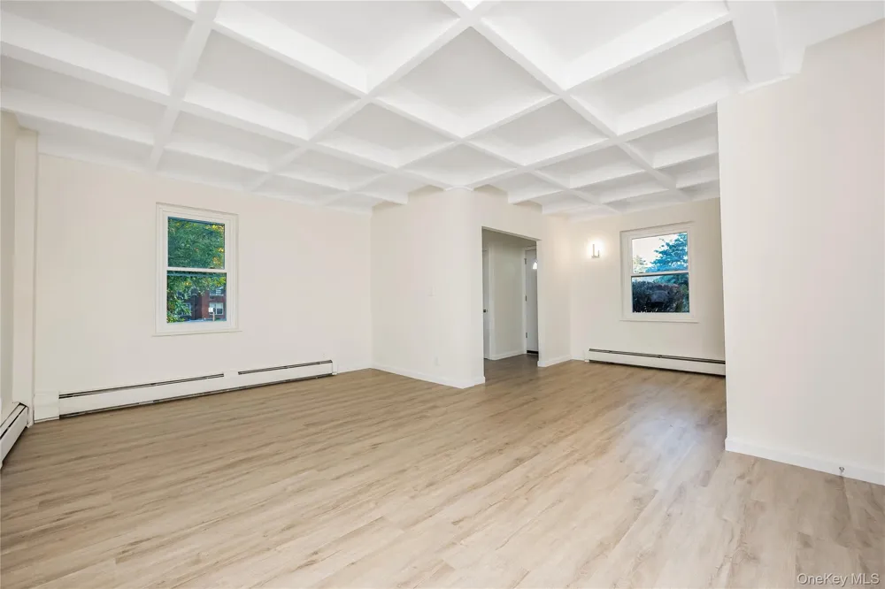 80-14 150th #25D Jamaica, NY 11435