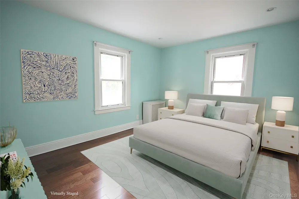257-14 Pembroke Avenue Great Neck, NY 11020