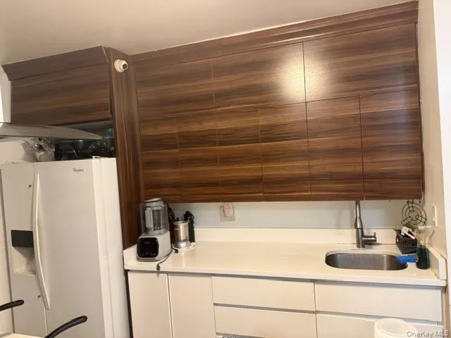 69-20 140th Street #2nd FL Flushing, NY 11367
