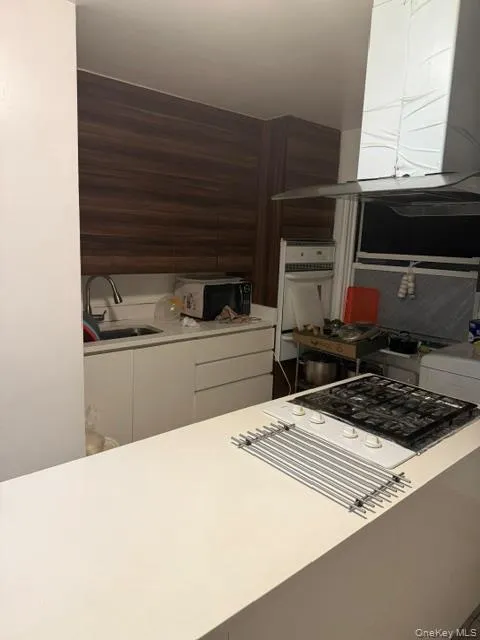 69-20 140th Street #2nd FL Flushing, NY 11367