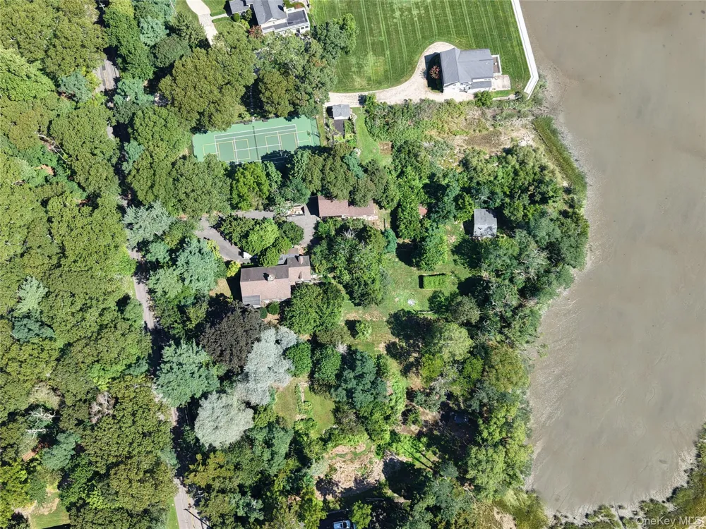 75 Old Field Road East Setauket, NY 11733