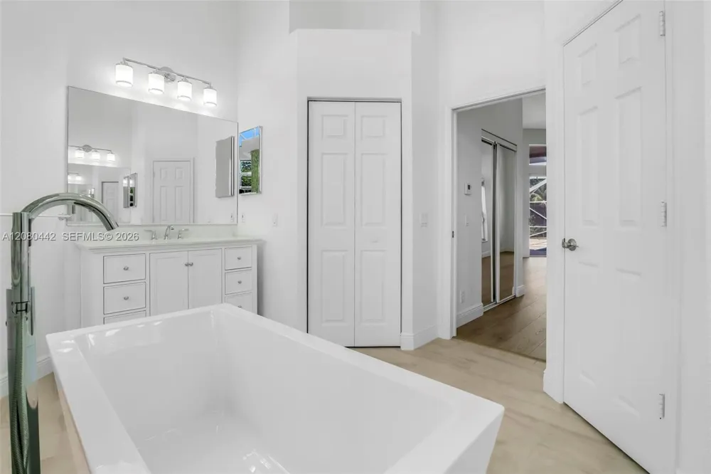 171 SW 101st Ave Plantation, FL 33324