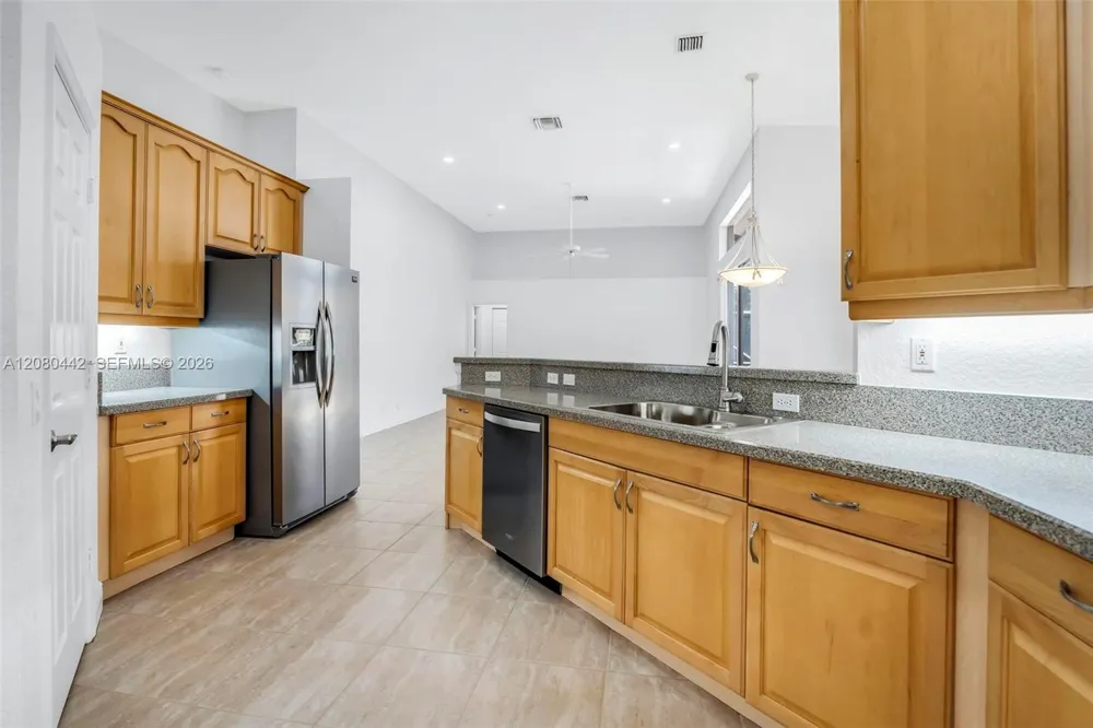 171 SW 101st Ave Plantation, FL 33324