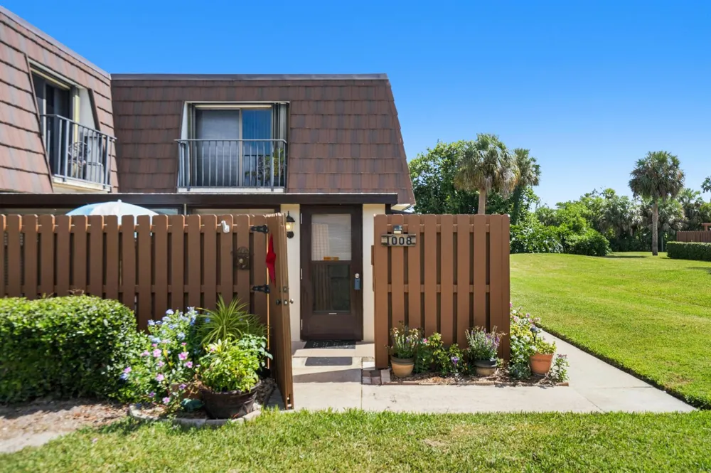 6197 SE Riverboat Drive Stuart, FL 34997