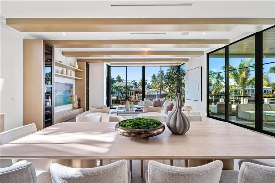 1117 BEACH DRIVE Delray Beach, FL 33483