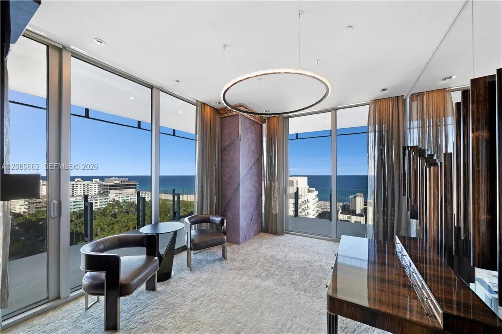 120 Ocean Dr #1400 Miami Beach, FL 33139