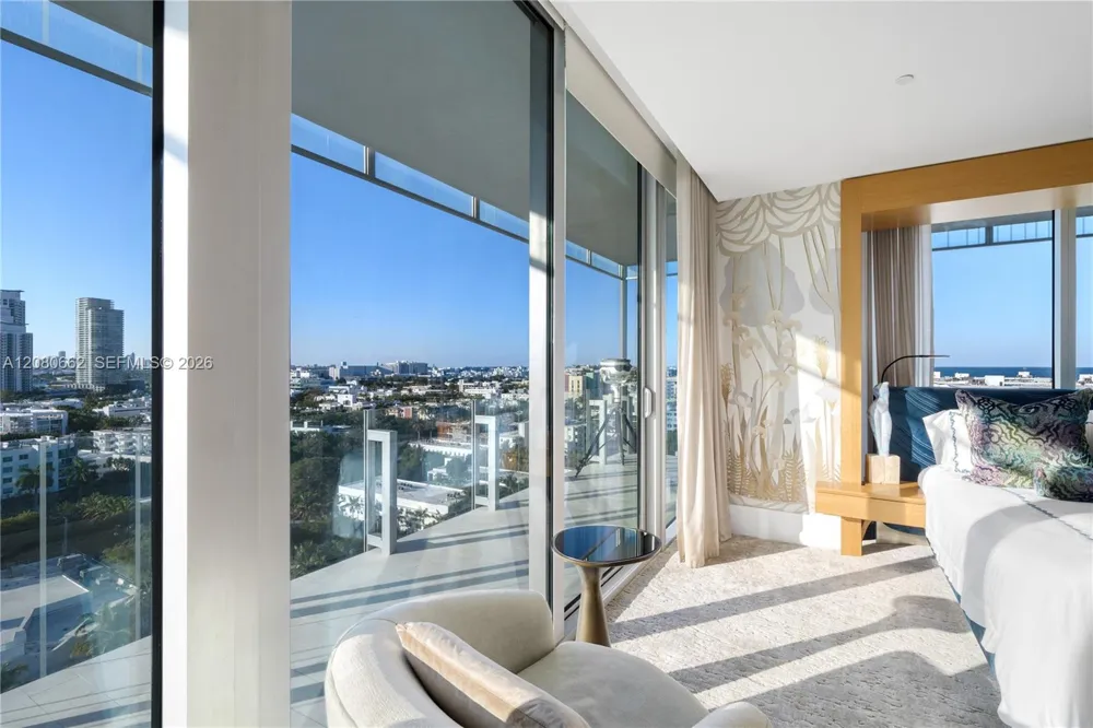 120 Ocean Dr #1400 Miami Beach, FL 33139