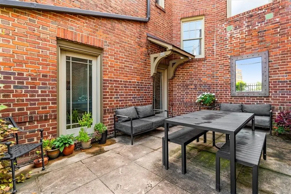 302 Church Court Greensboro, NC 27401
