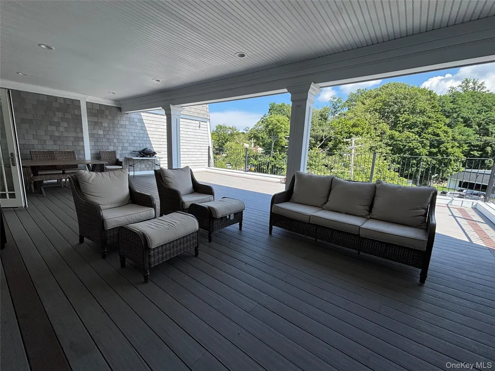 110 New York Avenue #2A Huntington, NY 11743