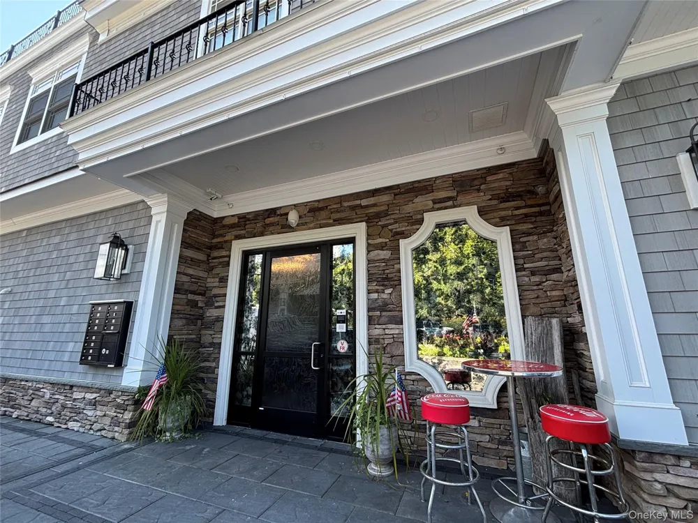 110 New York Avenue #2A Huntington, NY 11743