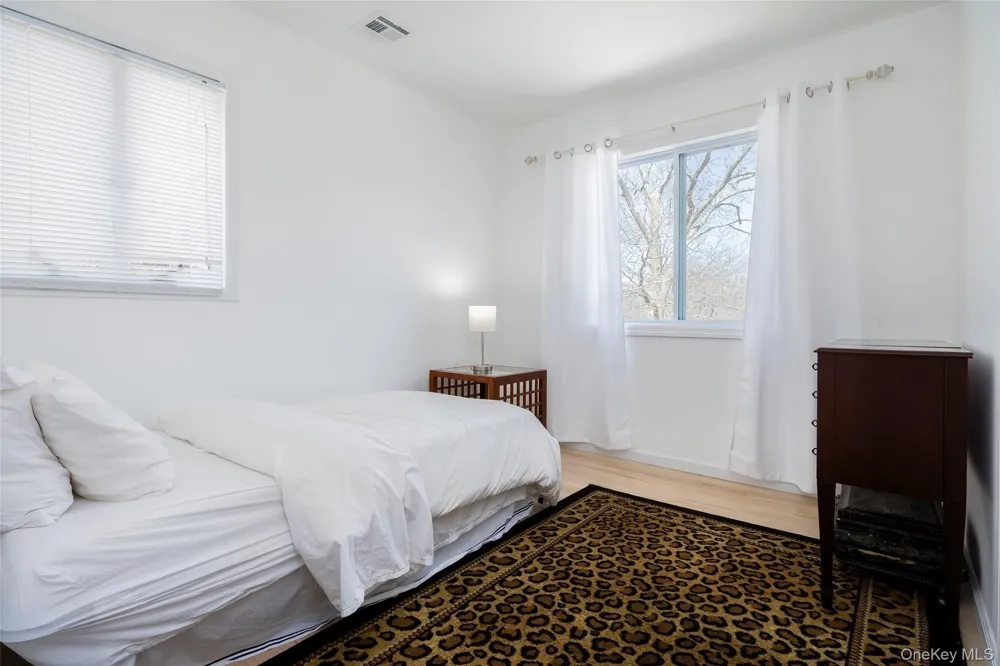 371 S River Road Calverton, NY 11933