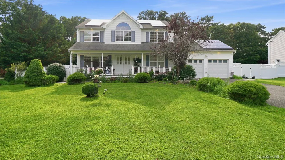 53 Howard Drive Coram, NY 11727