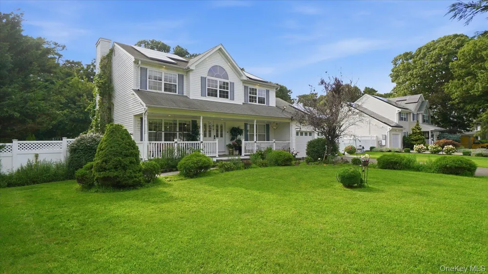 53 Howard Drive Coram, NY 11727