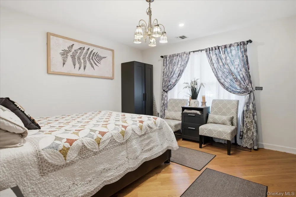 53 Howard Drive Coram, NY 11727