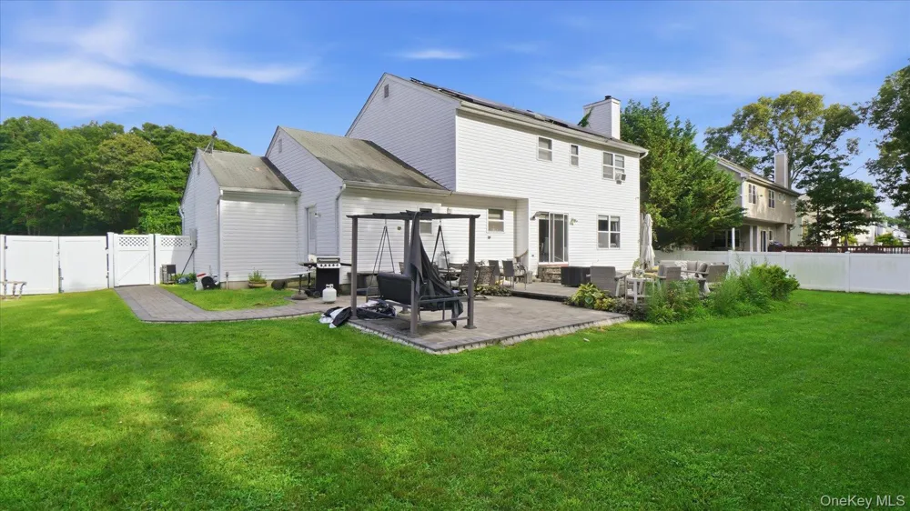 53 Howard Drive Coram, NY 11727
