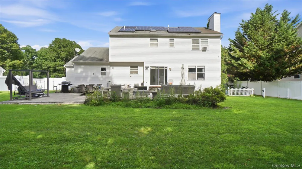 53 Howard Drive Coram, NY 11727