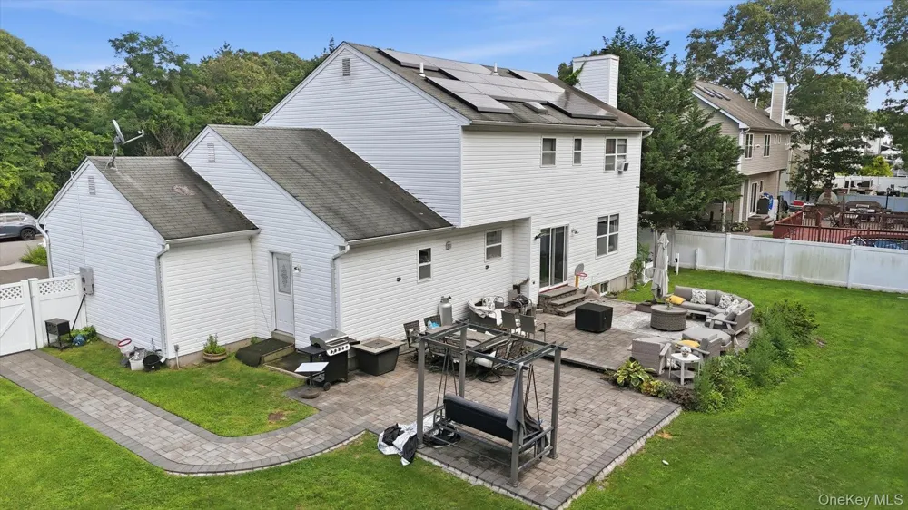 53 Howard Drive Coram, NY 11727