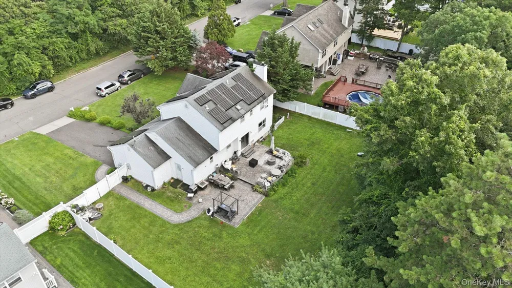 53 Howard Drive Coram, NY 11727