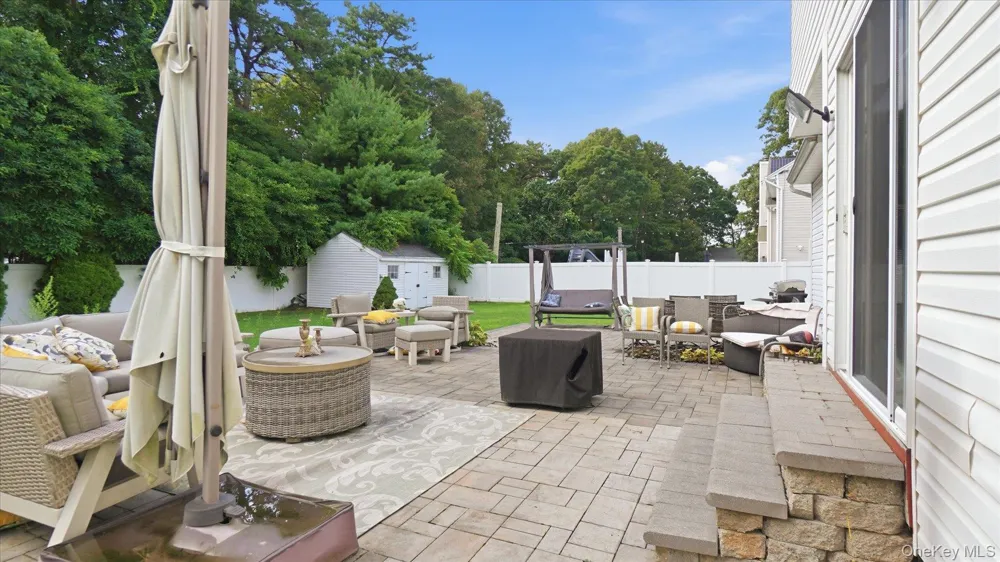 53 Howard Drive Coram, NY 11727