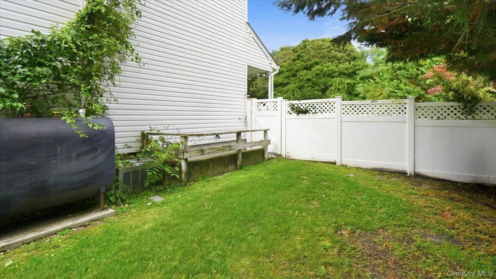 53 Howard Drive Coram, NY 11727