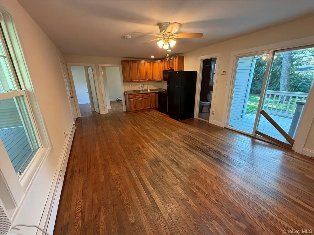 20 Pitts Avenue Mastic, NY 11950