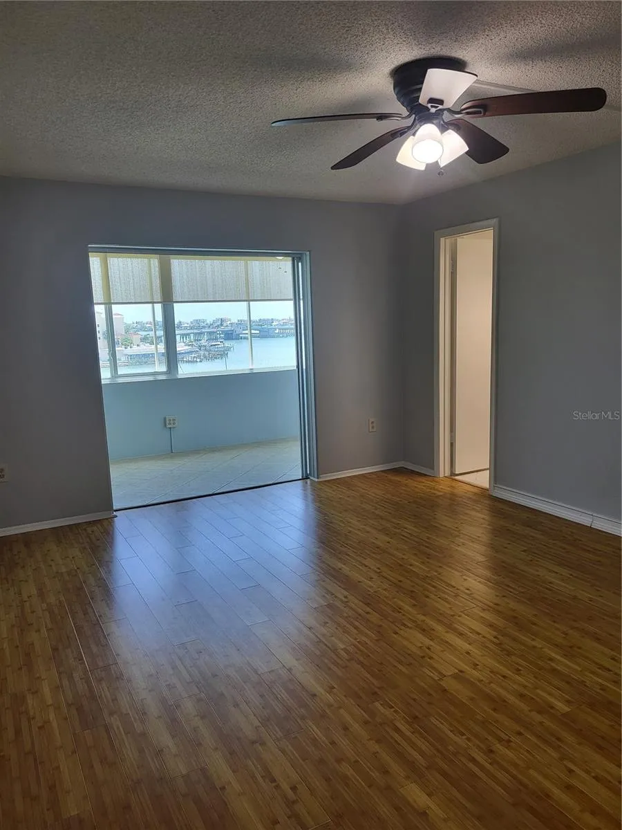 4775 COVE CIRCLE #606 St Petersburg, FL 33708