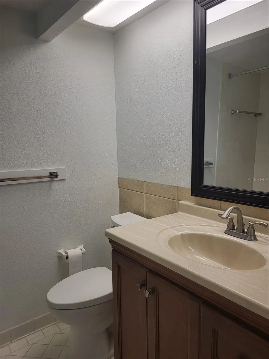 4775 COVE CIRCLE #606 St Petersburg, FL 33708