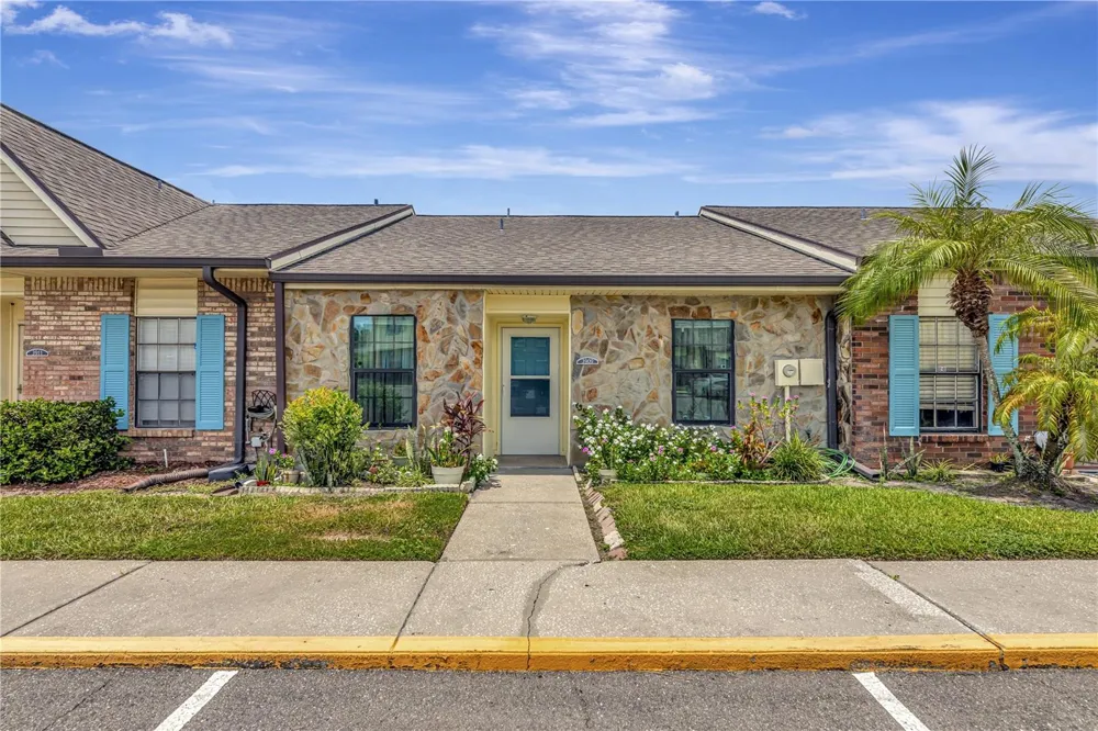 3909 CARROLL CYPRESS COURT Tampa, FL 33614