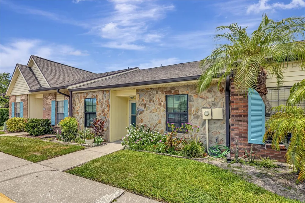 3909 CARROLL CYPRESS COURT Tampa, FL 33614