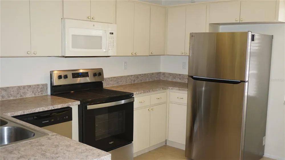 8907 SEELEY LANE Hudson, FL 34667