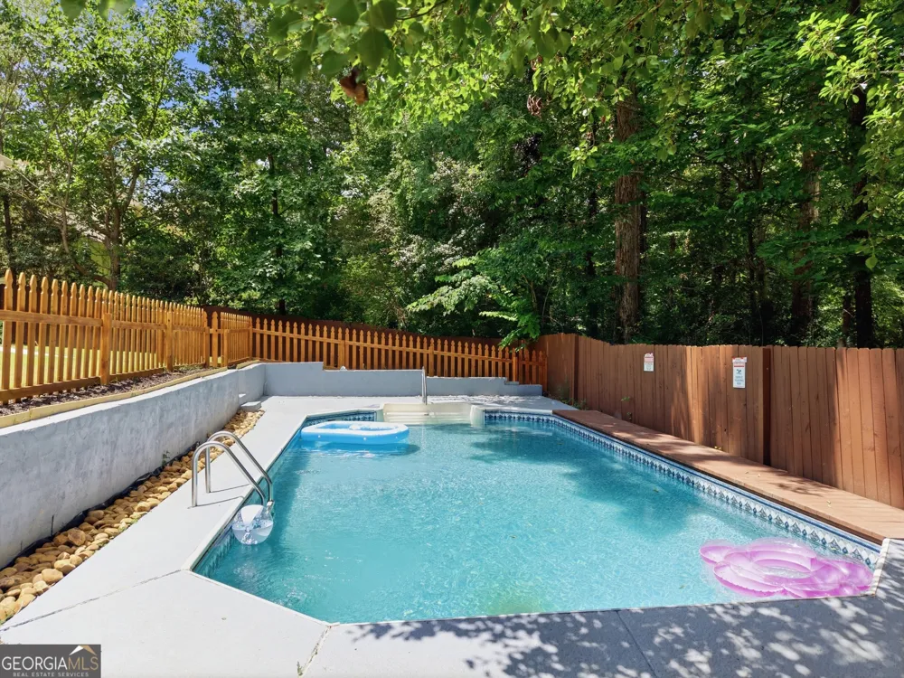 1414 Golf Link DR Stone Mountain, GA 30088