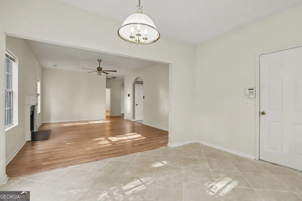 6316 Polar Fox CT South Fulton, GA 30296