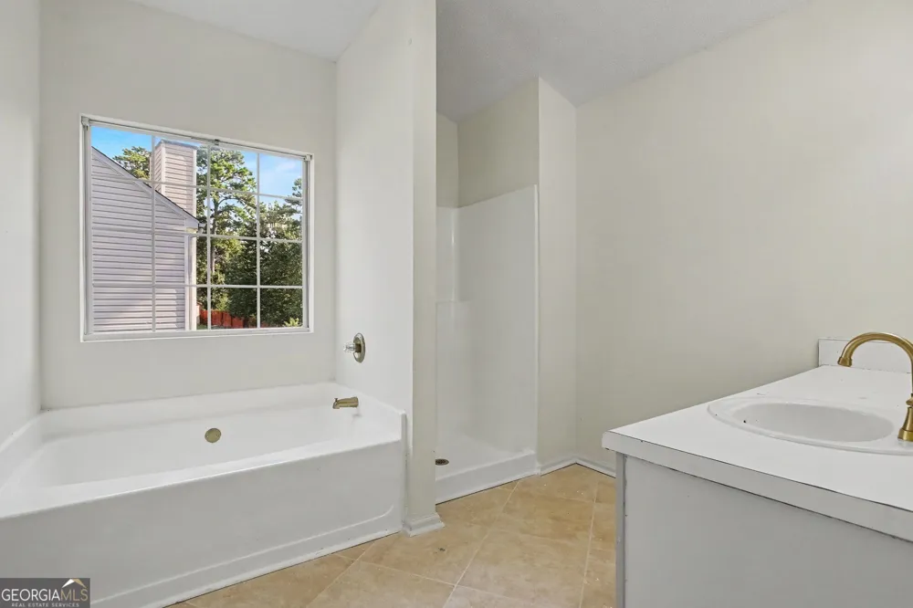 6316 Polar Fox CT South Fulton, GA 30296