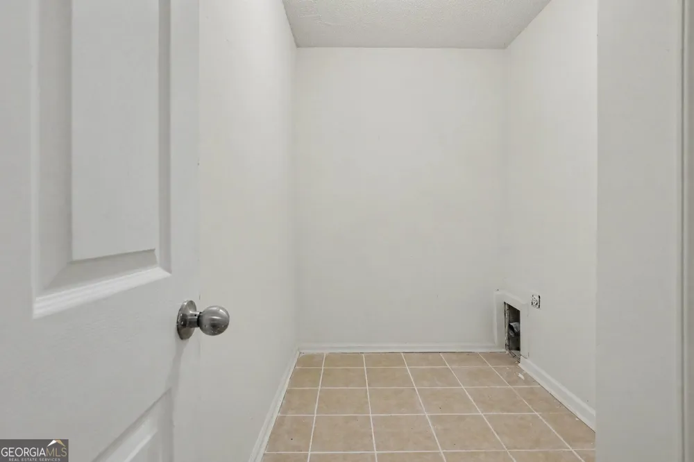 6316 Polar Fox CT South Fulton, GA 30296