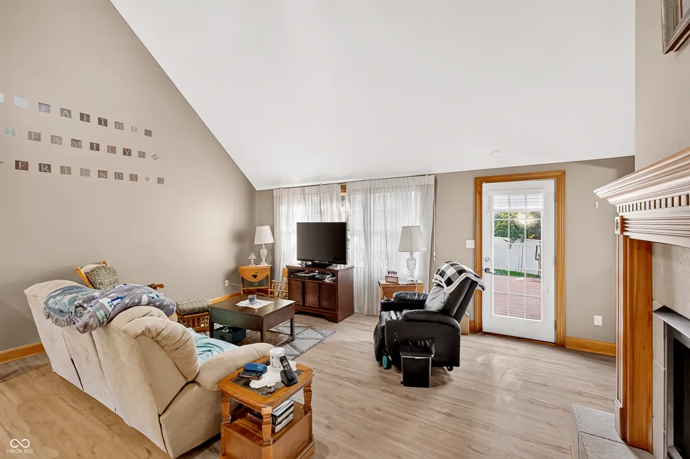 842 Eastgate Drive Anderson, IN 46012