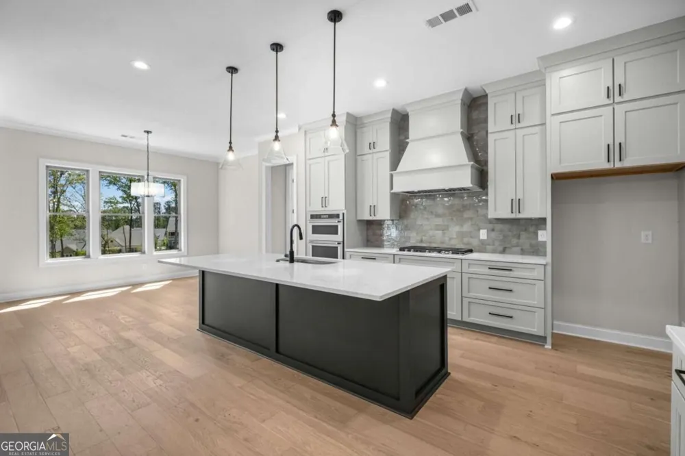 844 Lakemont DR Canton, GA 30114