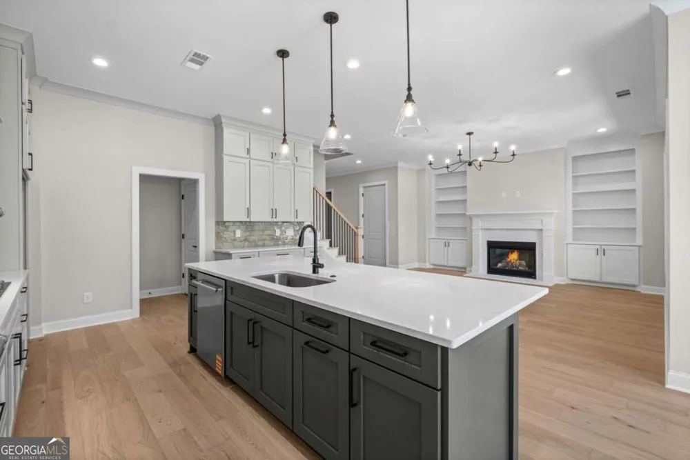 844 Lakemont DR Canton, GA 30114