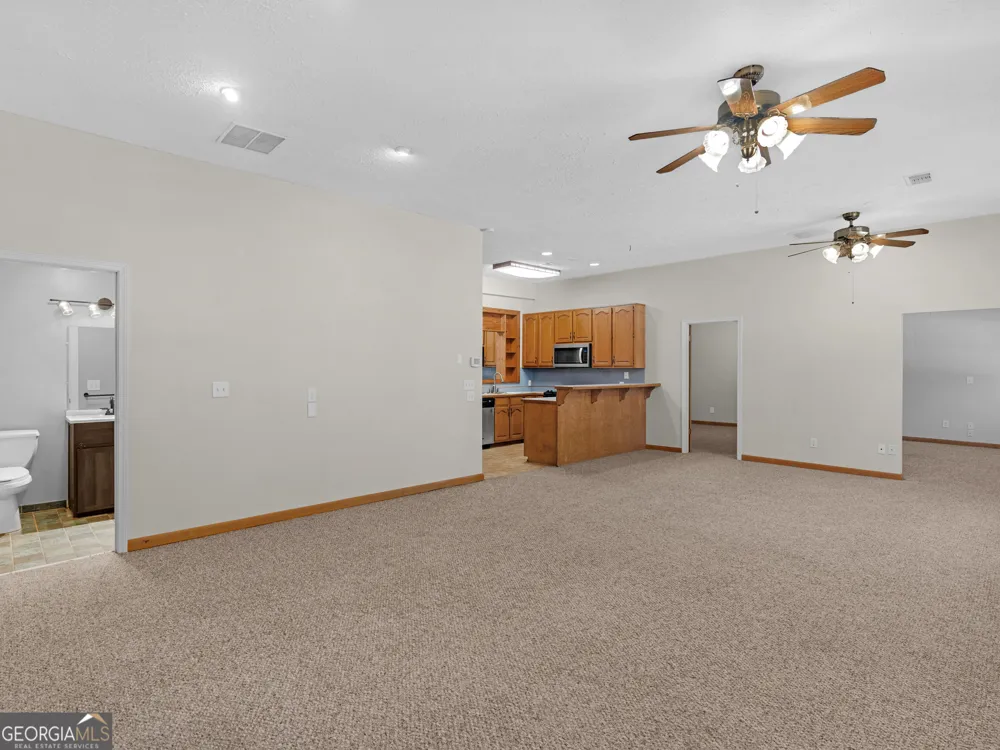 382 Indian Creek RD Locust Grove, GA 30248