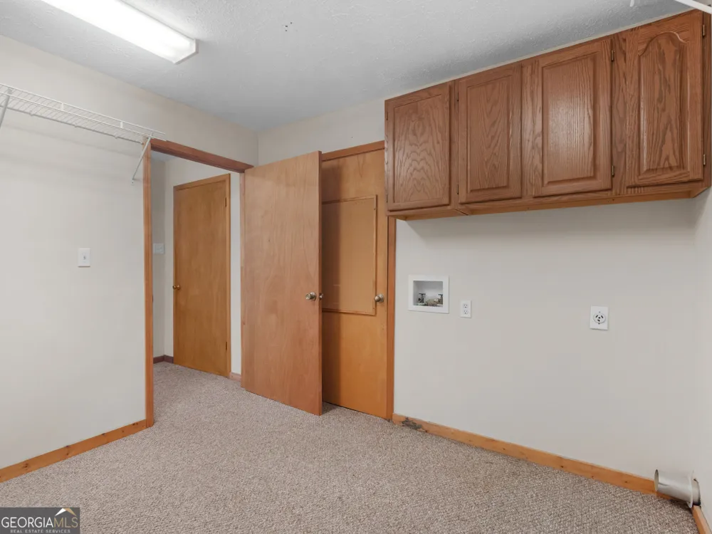 382 Indian Creek RD Locust Grove, GA 30248