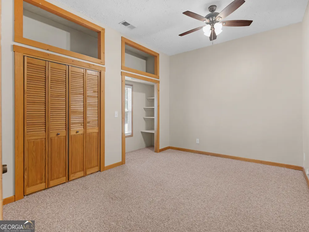 382 Indian Creek RD Locust Grove, GA 30248
