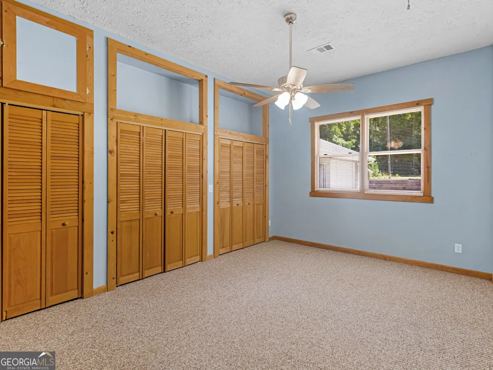 382 Indian Creek RD Locust Grove, GA 30248